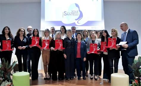 donne mature napoletane|Premio Donne per Napoli: riconoscimenti a 28 donne di。